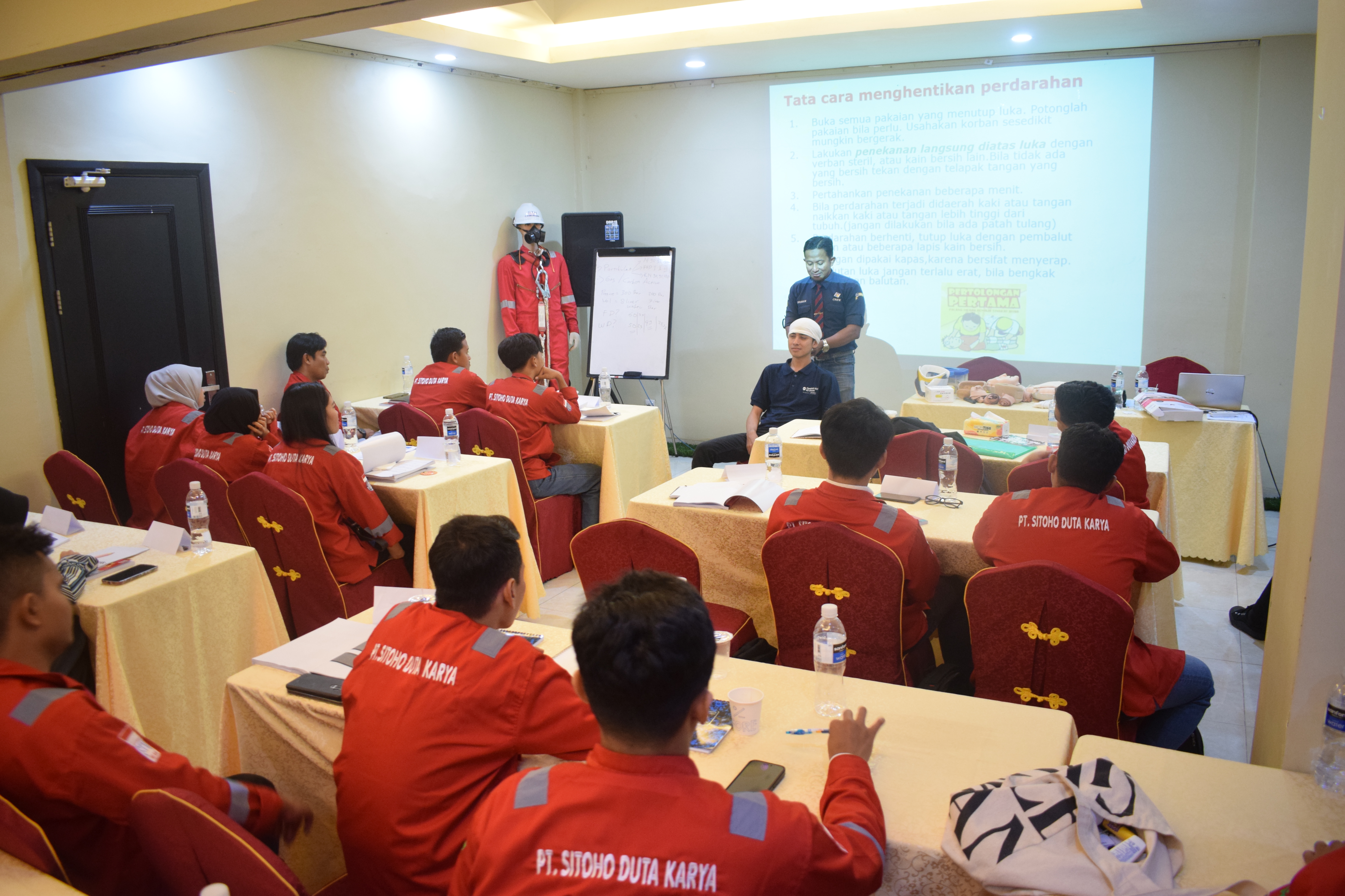 Foto Drs. Hokler Sitohang, M.Pd.T.